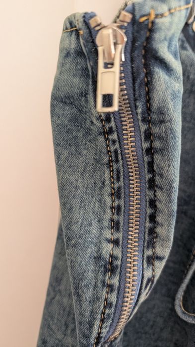 Джинси кльош від PLT