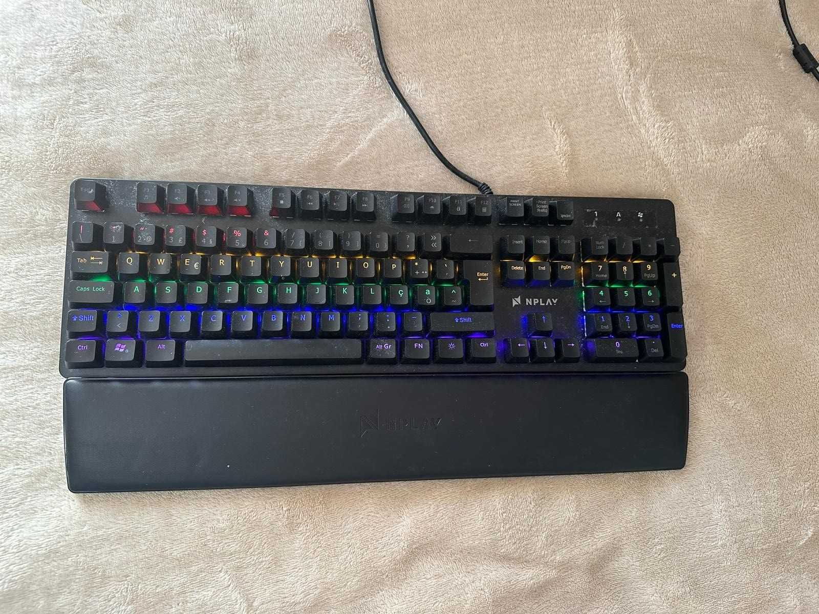 Teclado Gaming NPLAY Conquer 2.0 (Mecânico - Português - Preto)