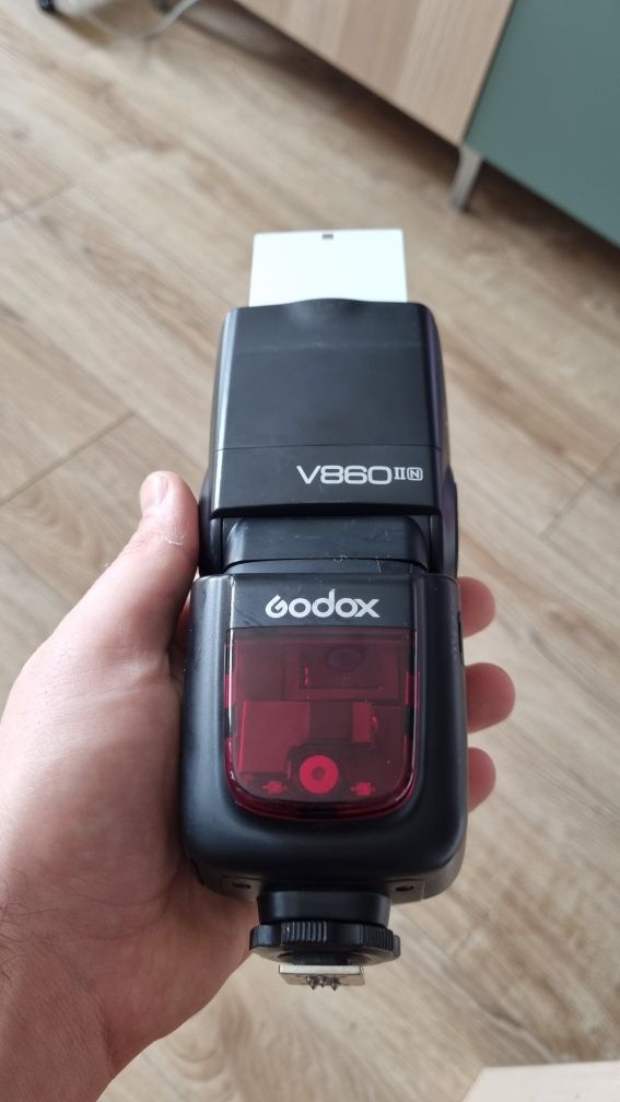 Lampa błyskowa Godox Ving V860II Nikon stroboss