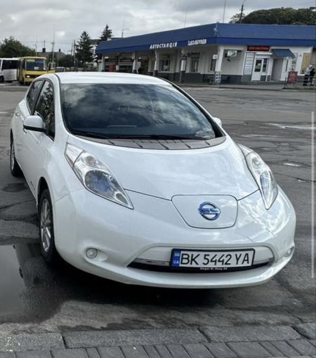 Оренда.Ніссан ліф.тахі.nissan leaf