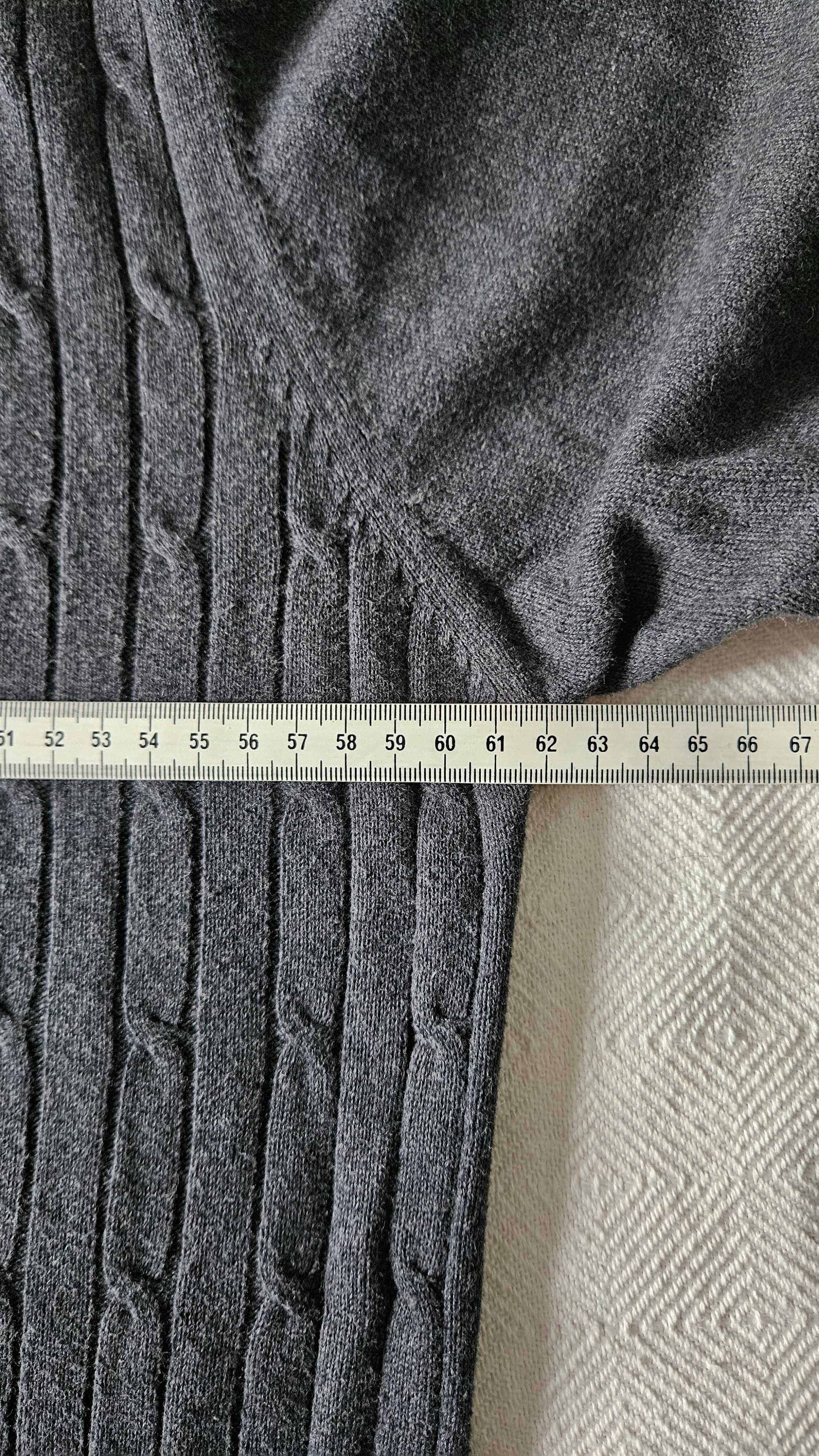 Sprzedam sweter marki Carry