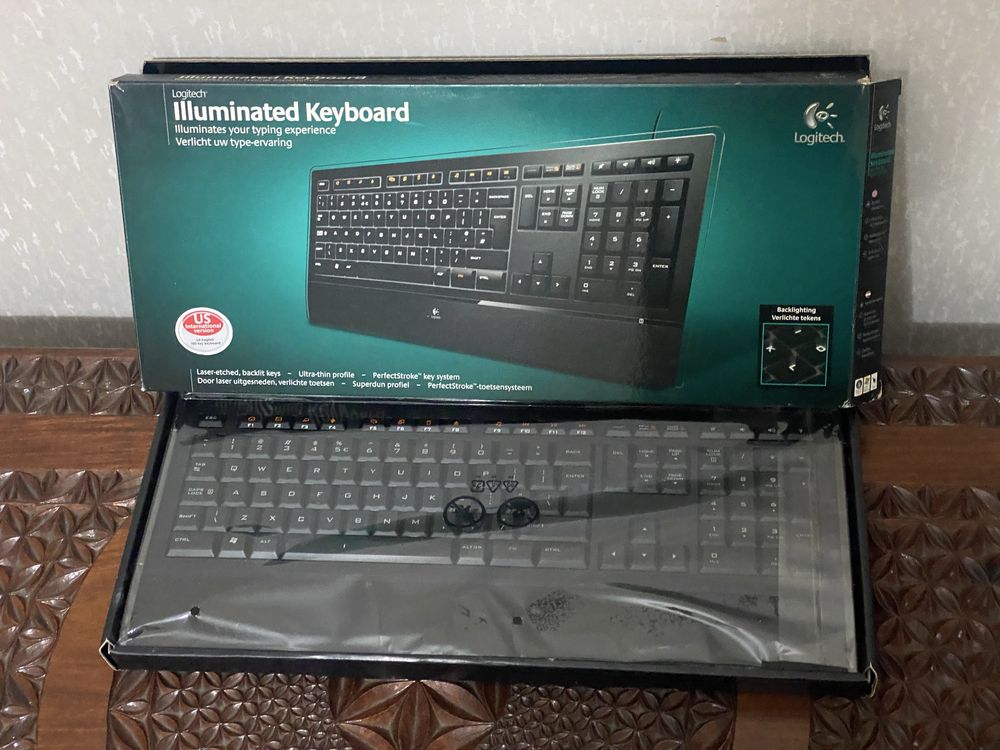 Teclado Iluminado Logitech