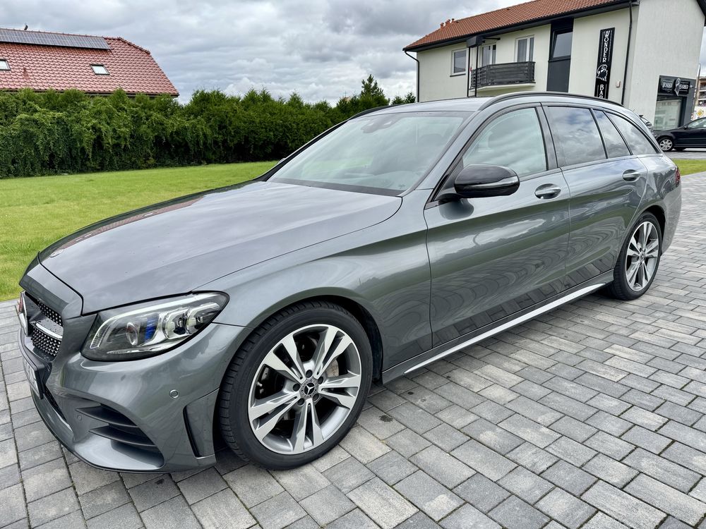 Mercedes-Benz AMG W205 C220D 194KM 2019r. Przebieg:57 tys. SPROWADZONY