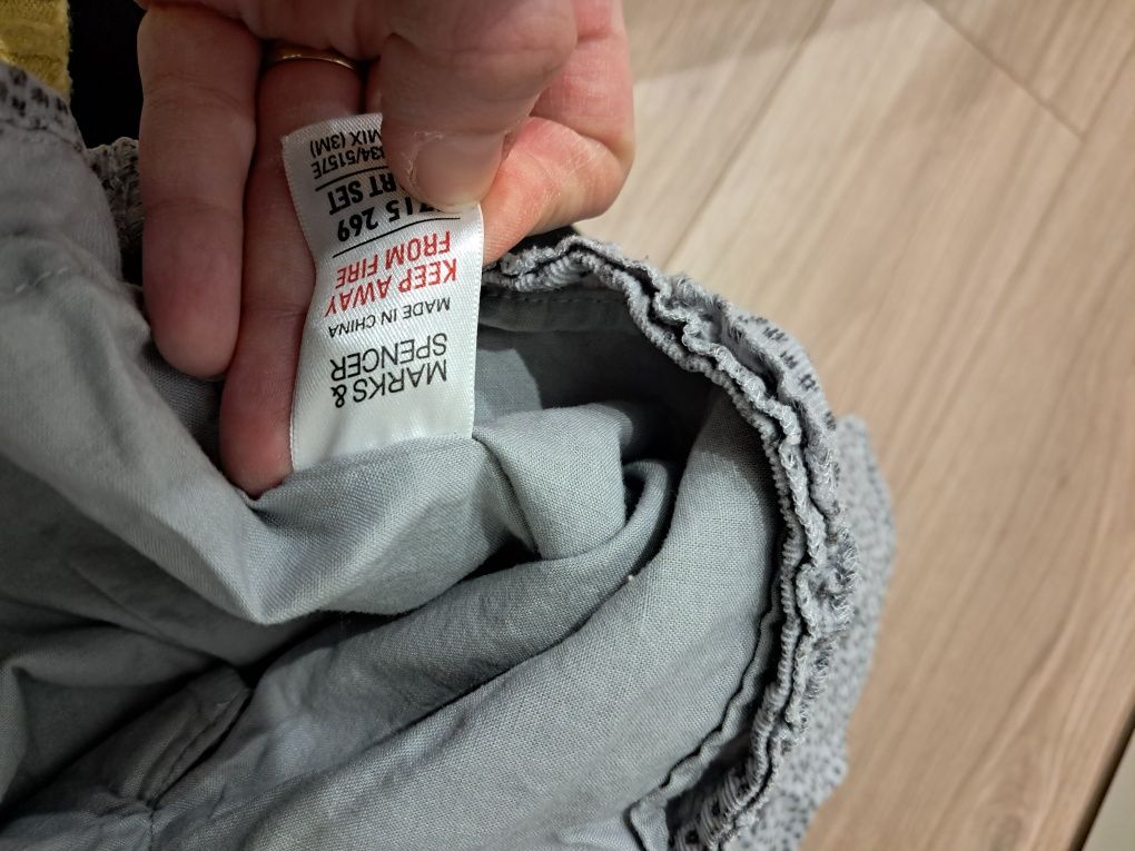 Sukienka 62/68 Marks & Spencer. Dlugosc calkowita 36cm