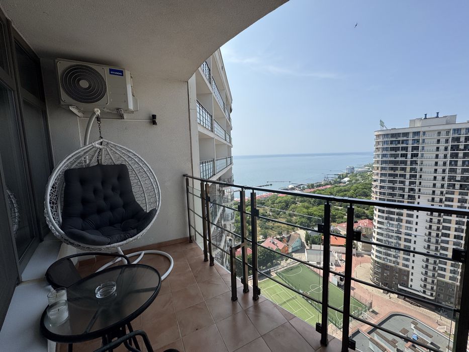 Сдам квартиру 44 Жемчужина Аркадия Каманина терраса вид моря