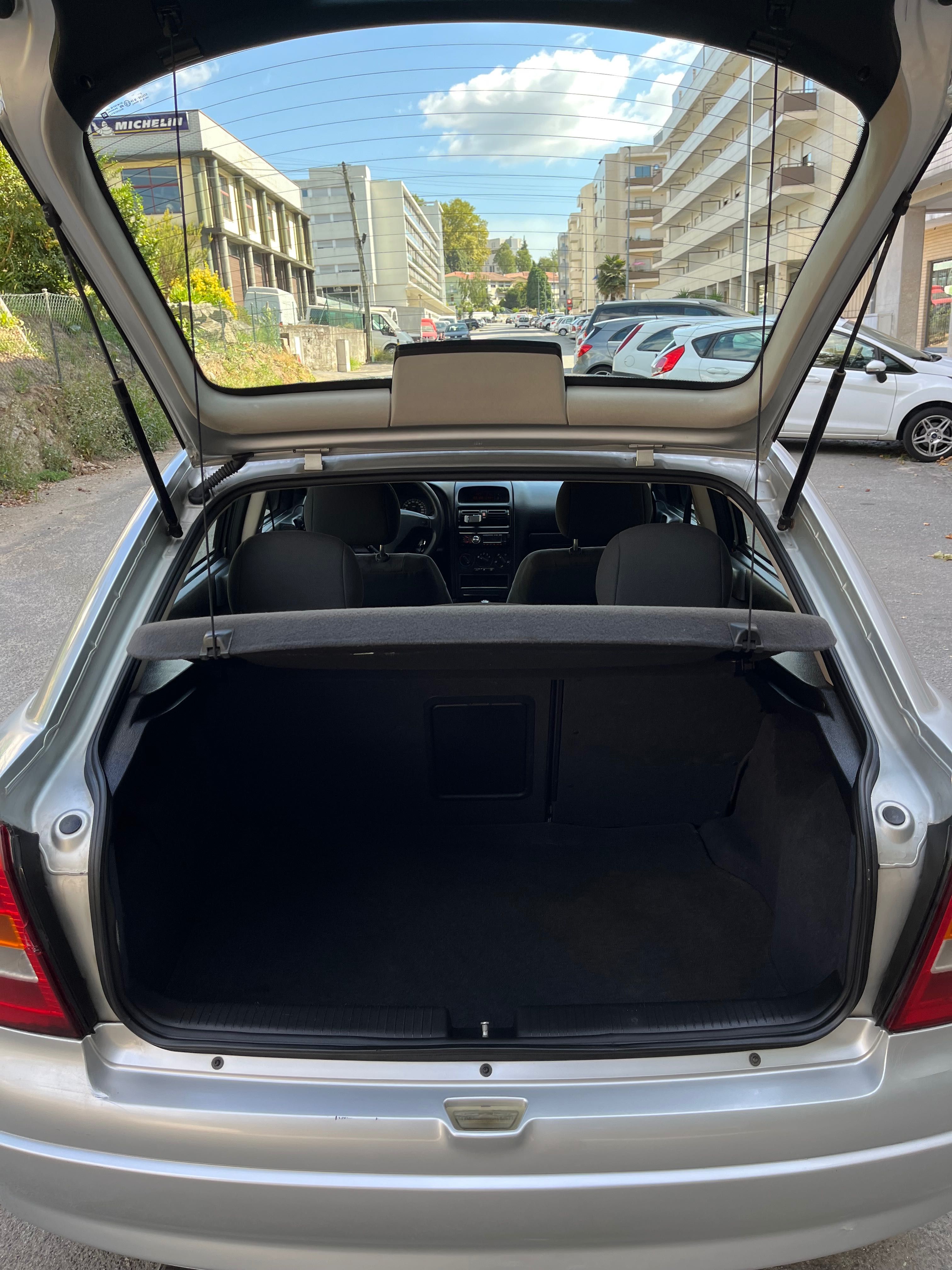 Opel astra 1.4 gasolina