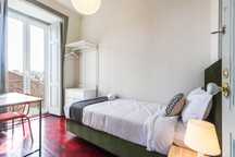 700950 - Quarto com cama de solteiro em...
