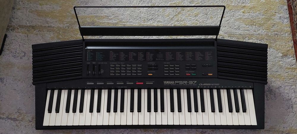 Icónico Teclado Yamaha PSR-37 MIDI DASSystem, como novo
