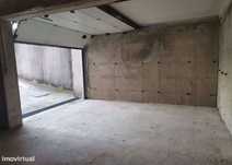 DISPONÍVEL Box/ Storage/ Mini Armazém ou Garagem em Gualtar