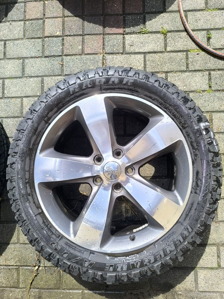 Jeep Grand Cherokee WK2 felgi + opony caloroczne