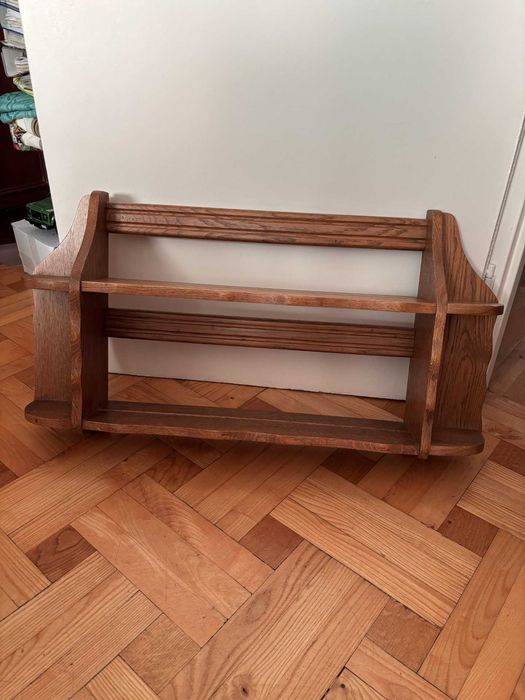 dębowe półki na przyprawy