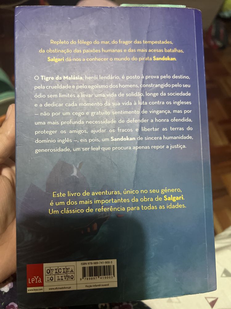 Livro Sandokan e os Piratas da Malásia