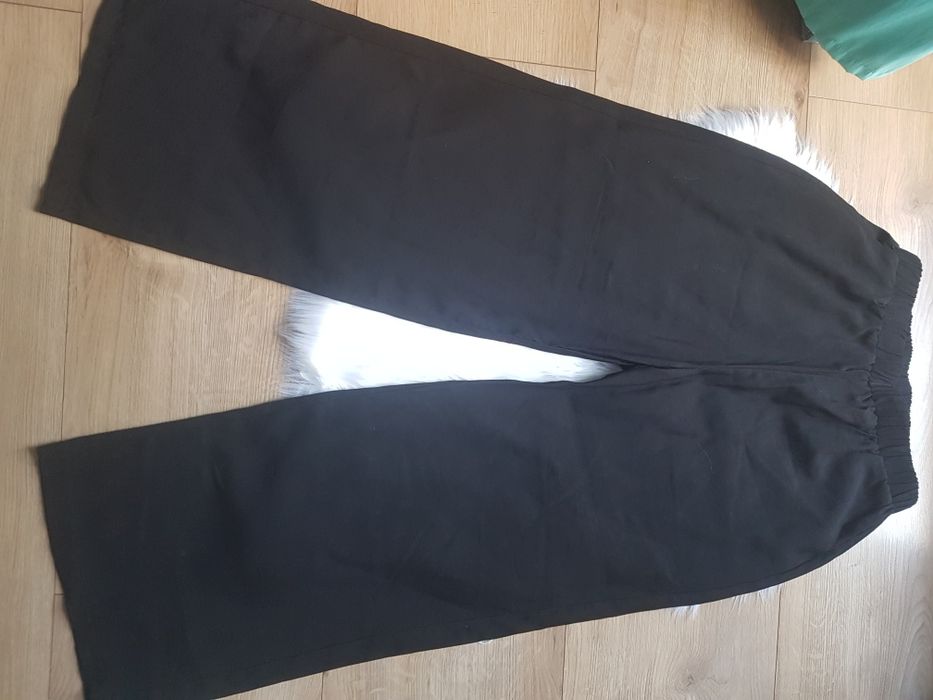 Nowe spodnie damskie z szerokimi nogawkami marki Shein rozmiar XL/2XL.