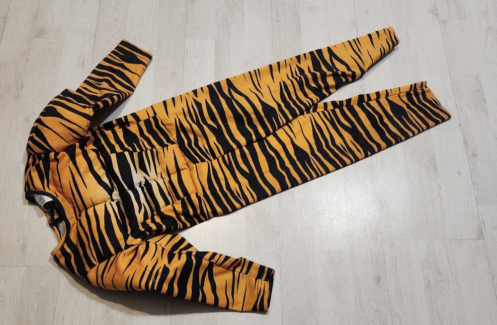 strój tygrysek tygryska tygrys zoo kombinezon 2626