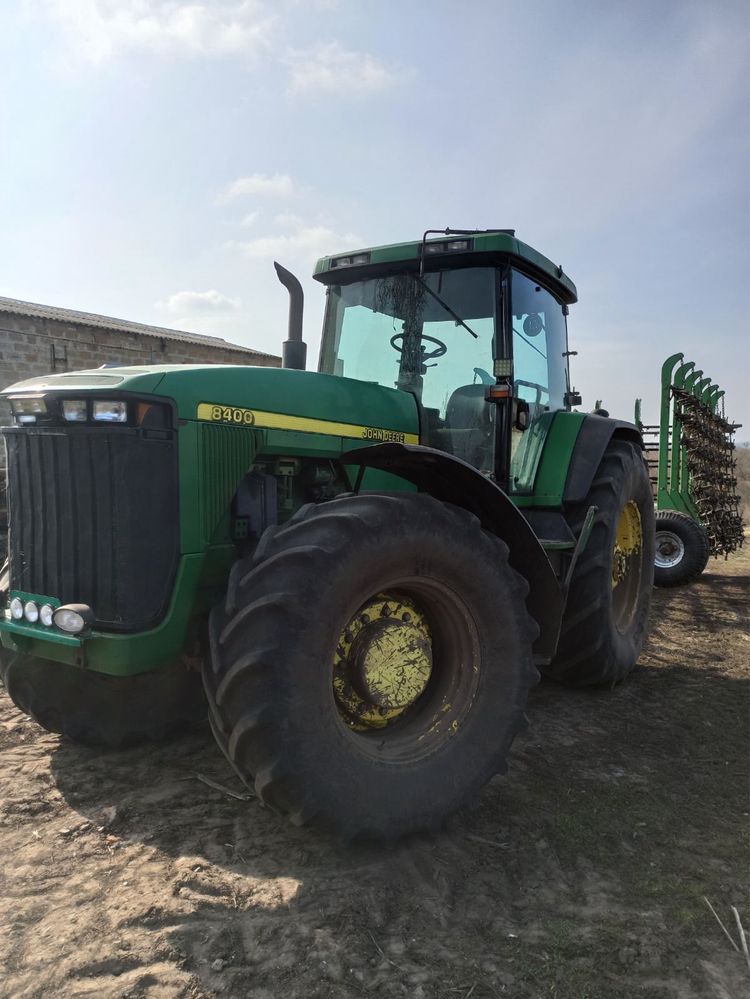 Трактор Джон Дір  John Deere 8400