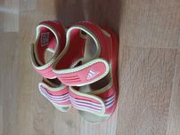 Sandałki adidas 25