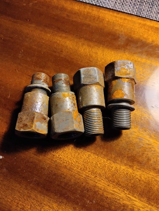 Футорки против забрызгивания маслом