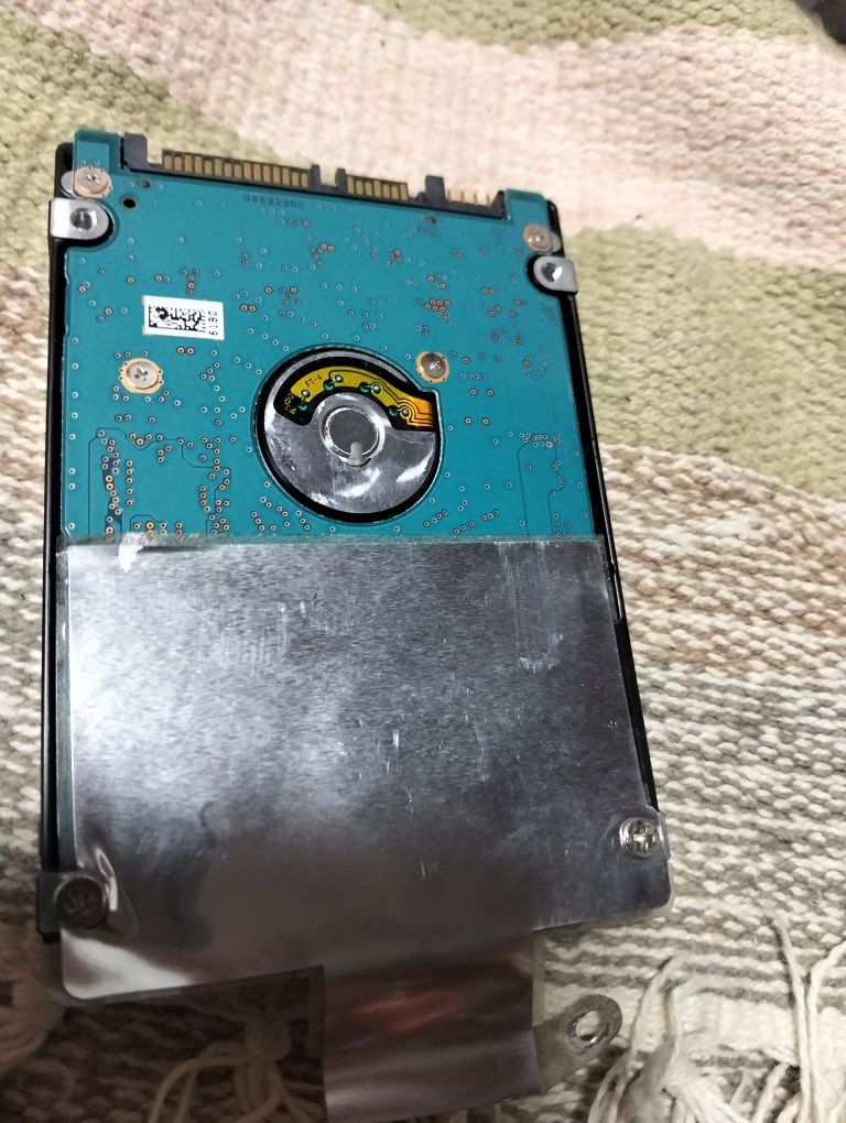 hdd- SSD  SATA 2,5