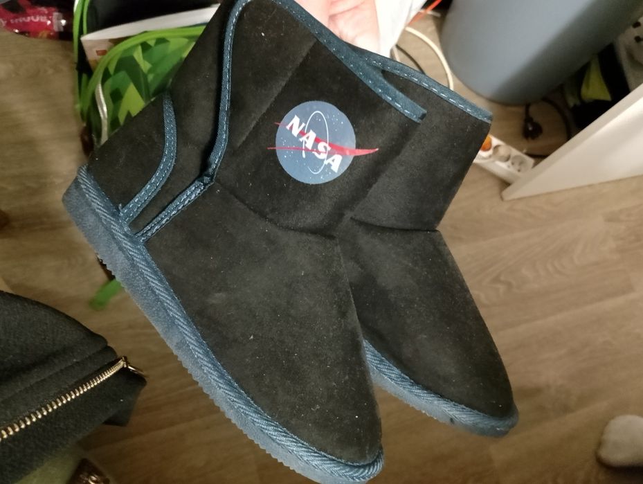 Buty zimowe NASA 34