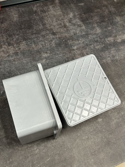 2 szt. Skrzynka uziomowa odgromowa kontrolno pomiarowa 17cmx17cmx10cm