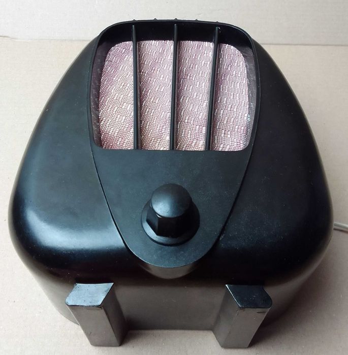 Антикварный ретро приемник громкоговоритель Радист-6 выпуска 1959 года