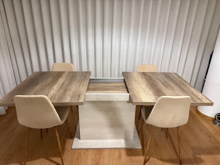 Vendo mesa de jantar com 4 cadeiras como nova