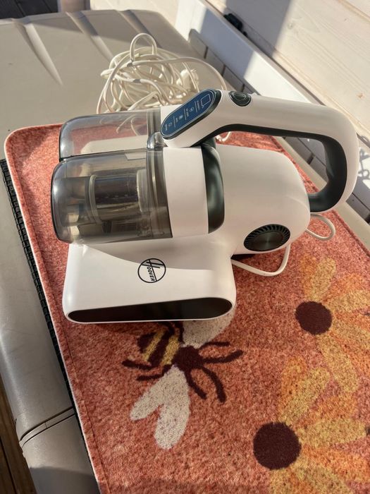 Vendo aspirador de colchões Hoover