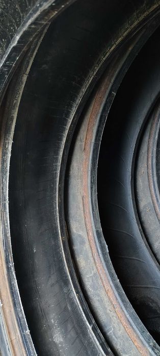 Opony wąskie do międzyrzędzi 9,5 R32 (230/95 R32)