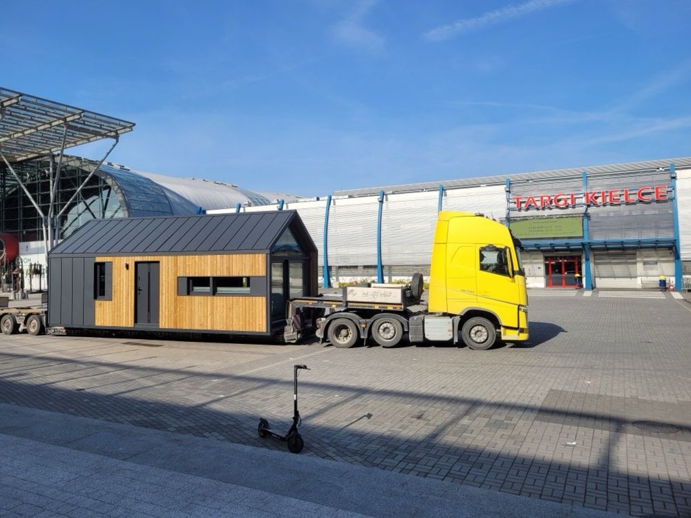 Transport niskopodwoziowy i laweta