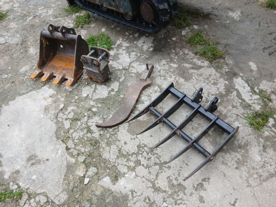 Mini-giratória YANMAR 1 Ton