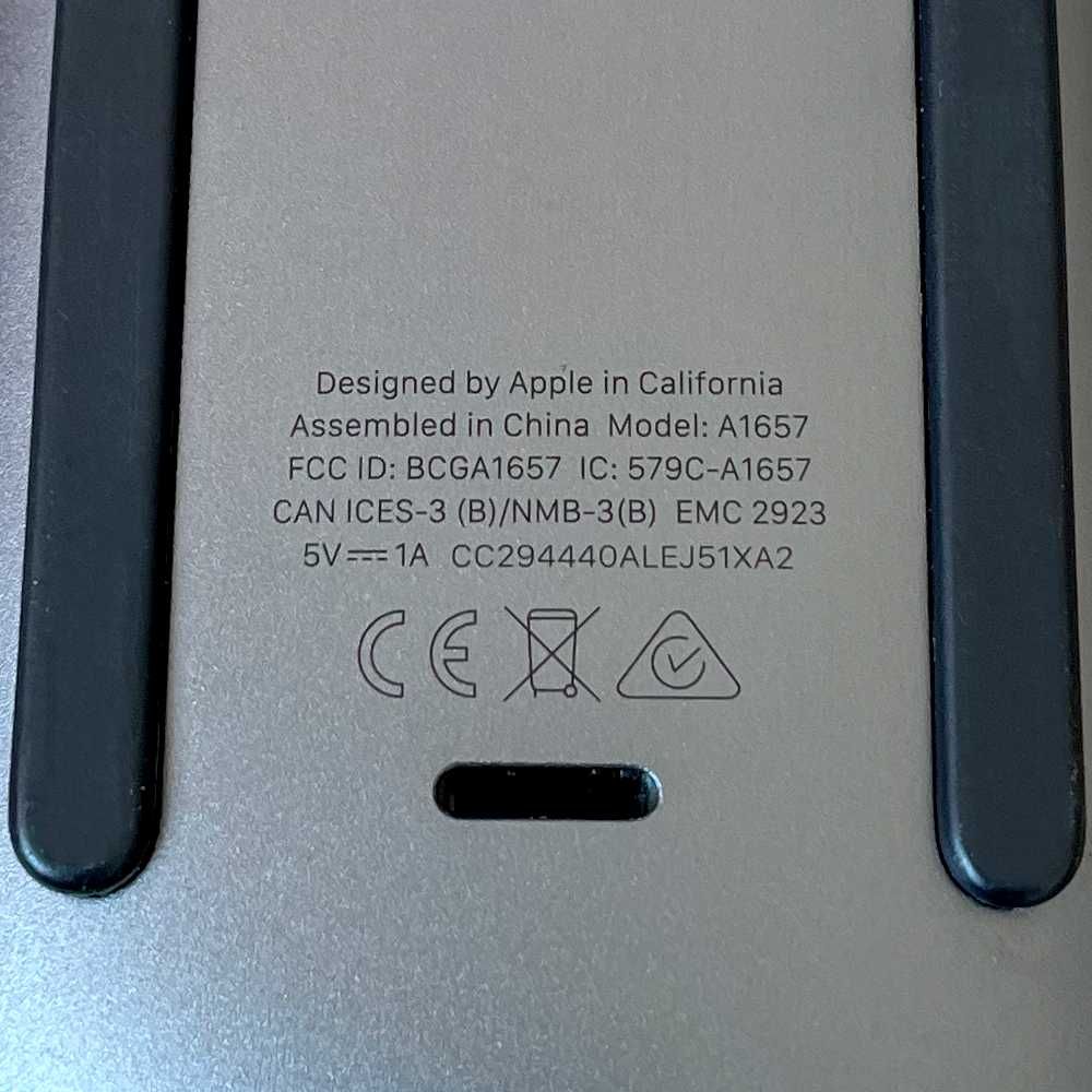 Оригінальна Apple Magic Mouse 2 Black (A1657) – Стан нової