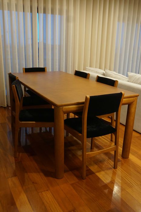 Mesa jantar + 6 cadeiras + Móvel TV carvalho maciço NOVOS