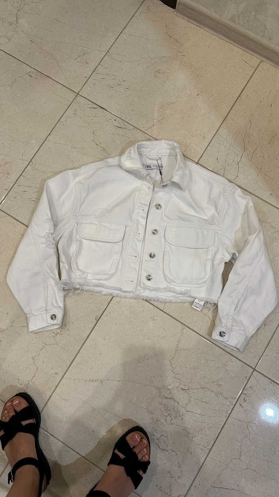 Zara XS літня куртка біла нова