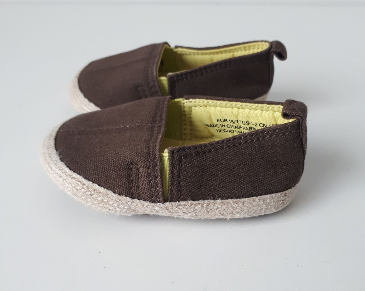 Buty niemowlęce r. 16/17