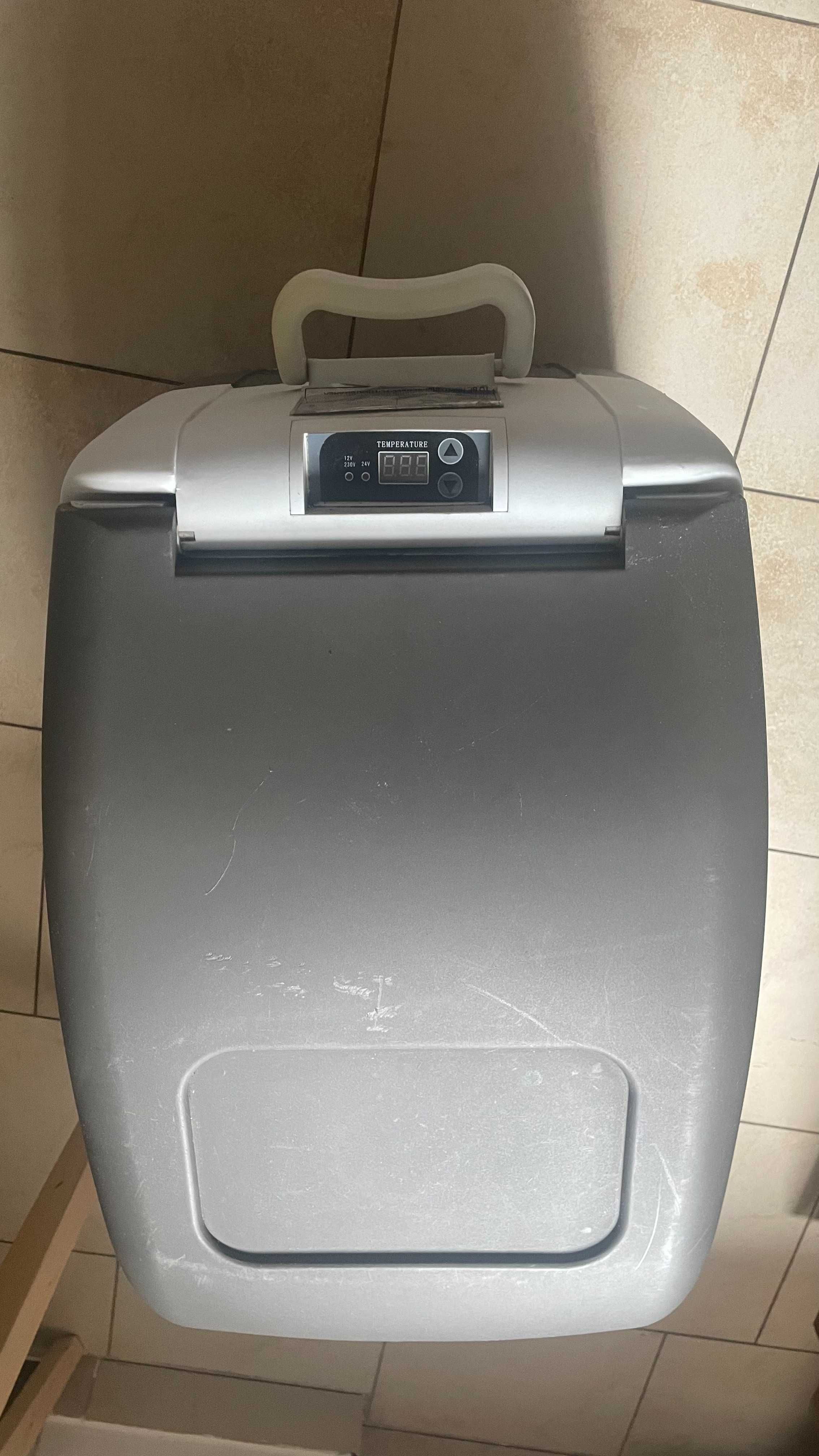 lodowka samochodowa 24v/12v DC40Y NVOX