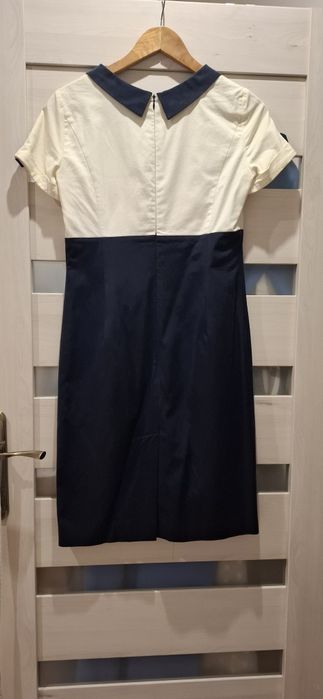 Elegancka sukienka  MOLTON