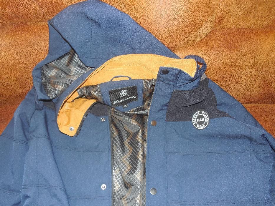 Куртка чоловіча Hestovrviio L або XL