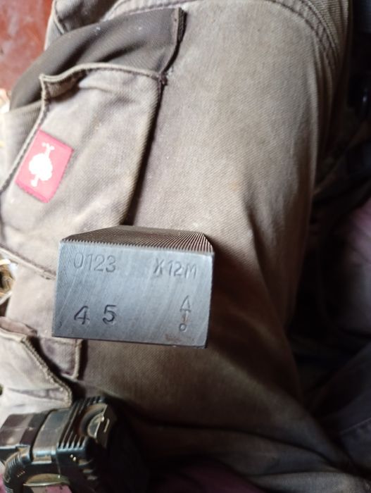 Металева заготовка сталь Х12М