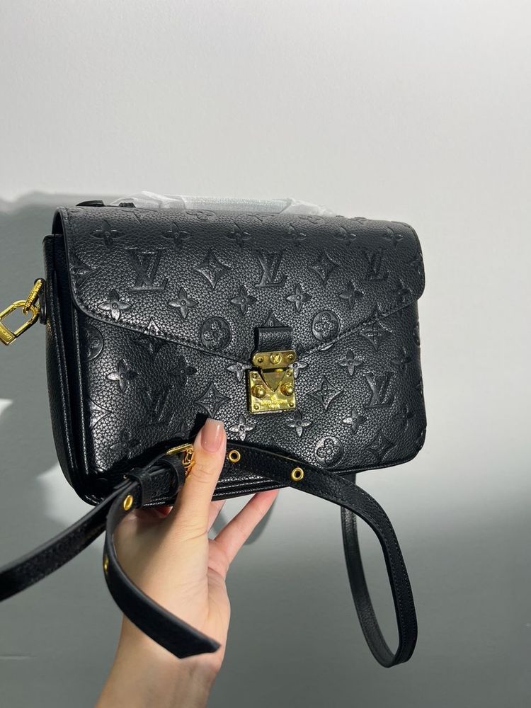 Torebka Louis Vuitton Pochette Metis Monogram Black
