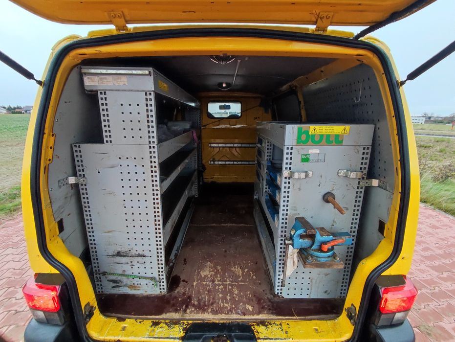 VW T4 2.5 TDI 03r zadbany , opłacony , hak , webasto