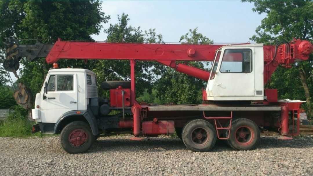 Dźwig teleskopowy Bumar ds184t Kamaz 18 ton bocian wysięg 21+6