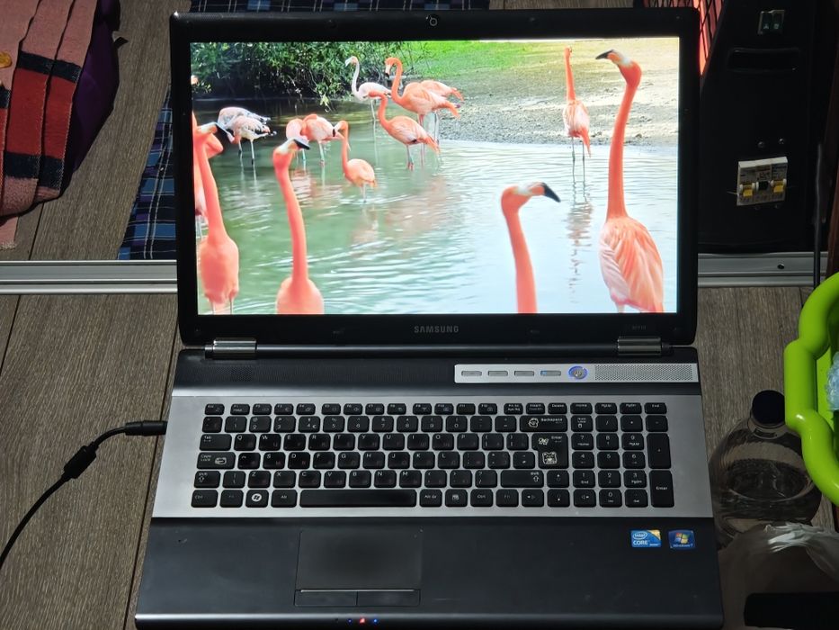 Ноутбук Samsung RF710.  I5