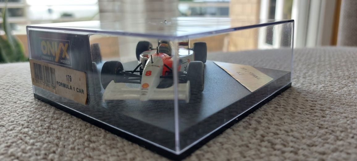 Miniatura de carro F1 Maclaren Honda