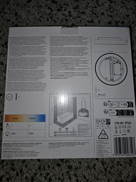 Lampa LED  z regulacją temperatury świata