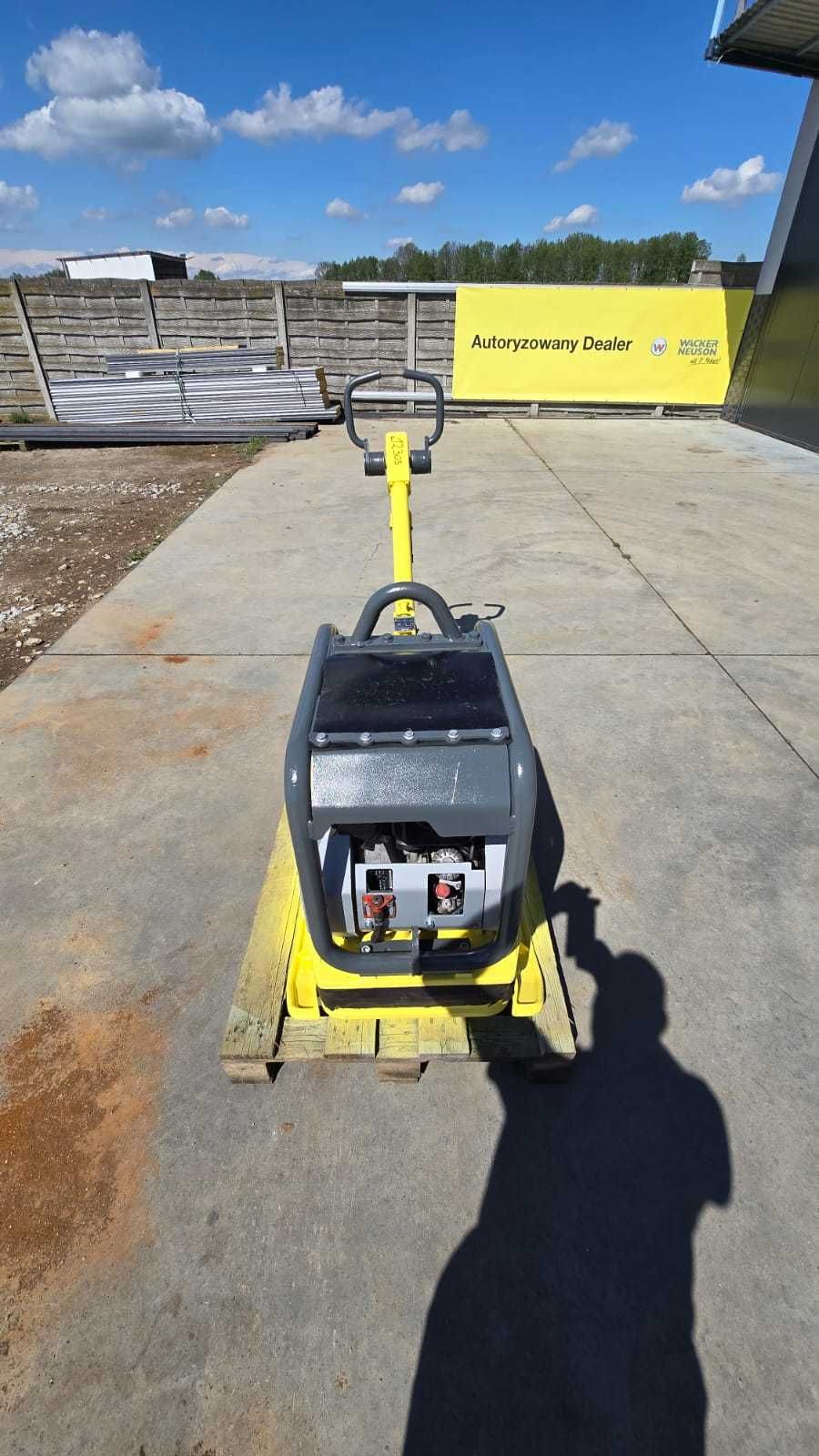 Zagęszczarka Wacker DPU 4045 H Husqvarna Ammann Bomag Weber