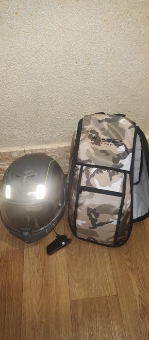 Продам мотошолом