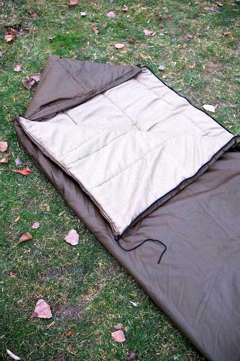 Спальник для військових з водовідштовхуючою тканиною