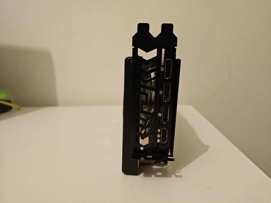 AMD Radeon RX 7800 XT Hellhound OC 16GB GDDR6