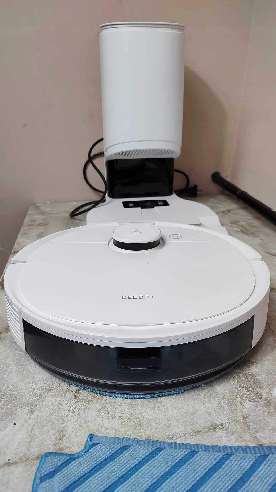 Robot sprzątający Ecovacs Deebot N8 Pro+ biały