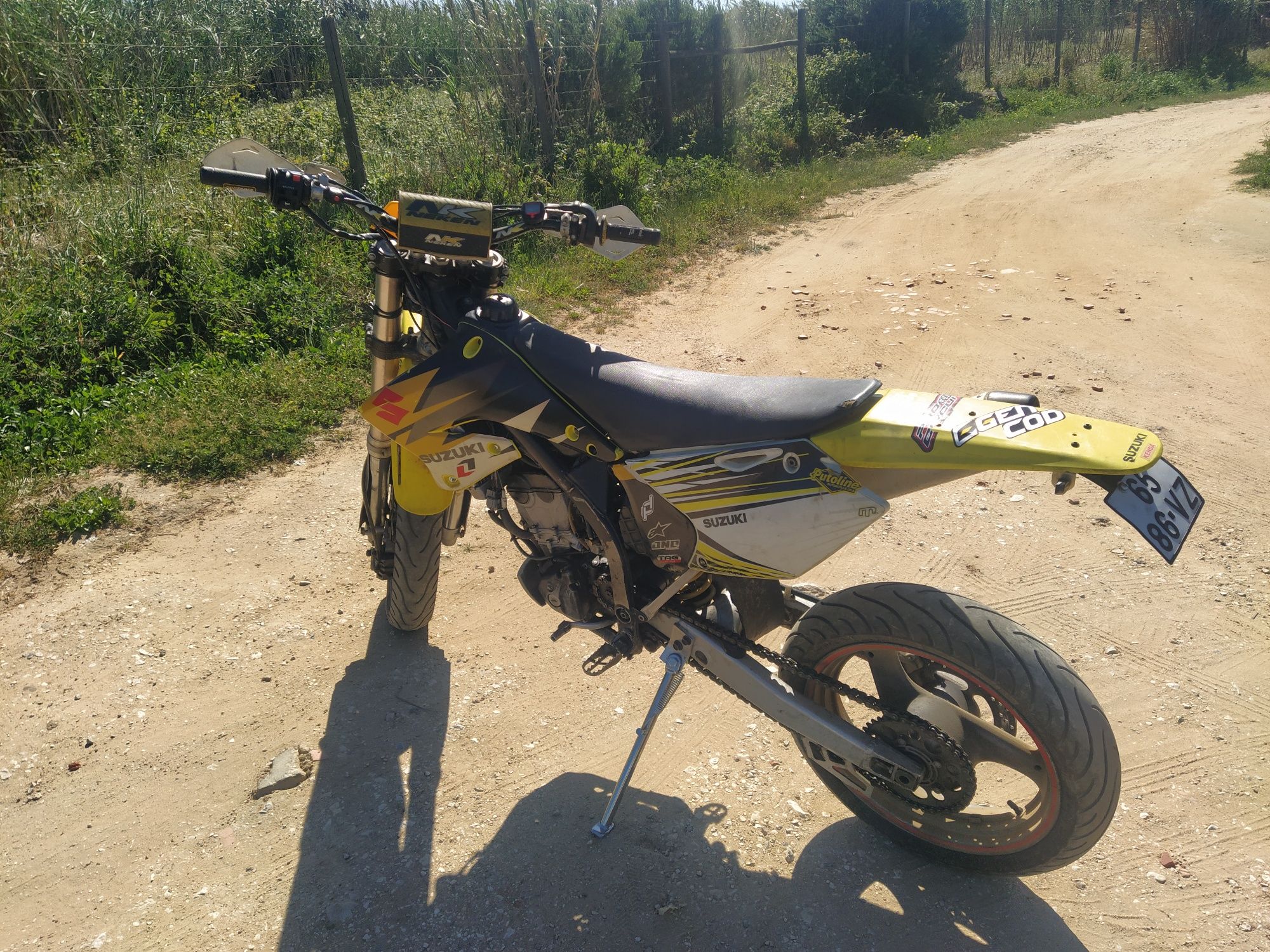 RMz 250 vendo ou troco